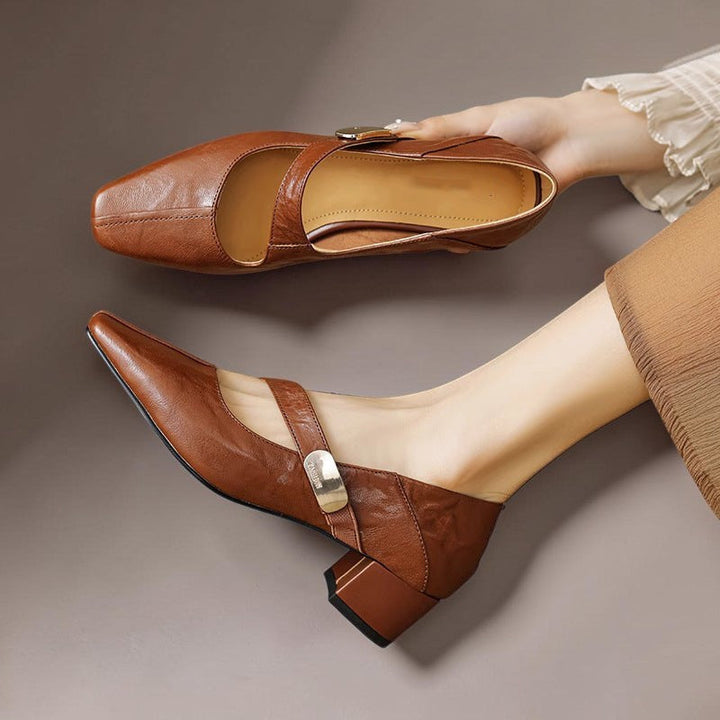 Juliette | Zapatos con Hebilla Dorada