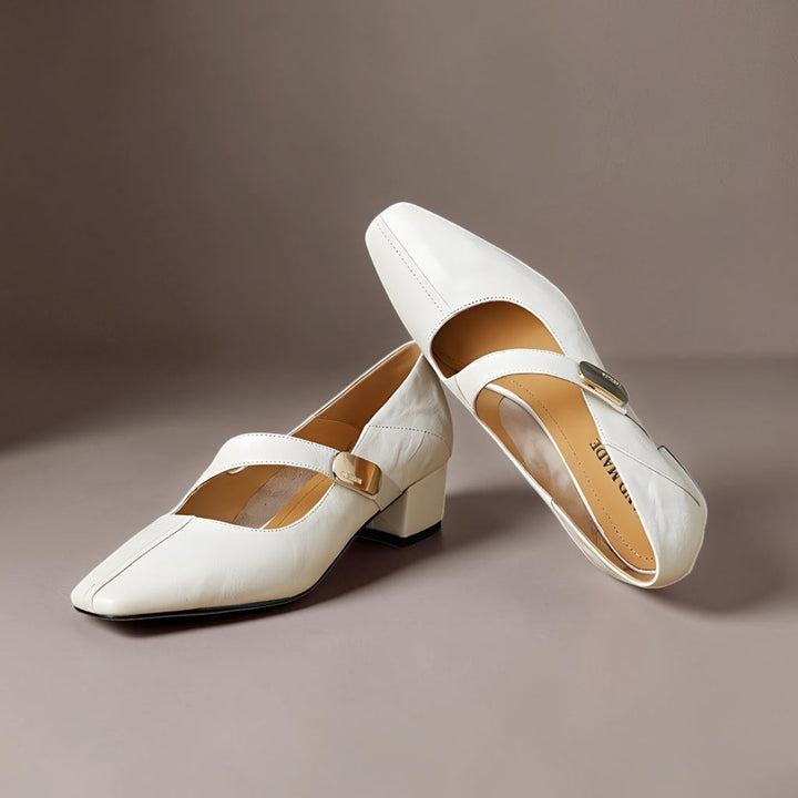 Juliette | Zapatos con Hebilla Dorada
