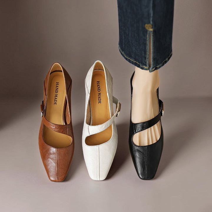 Juliette | Zapatos con Hebilla Dorada